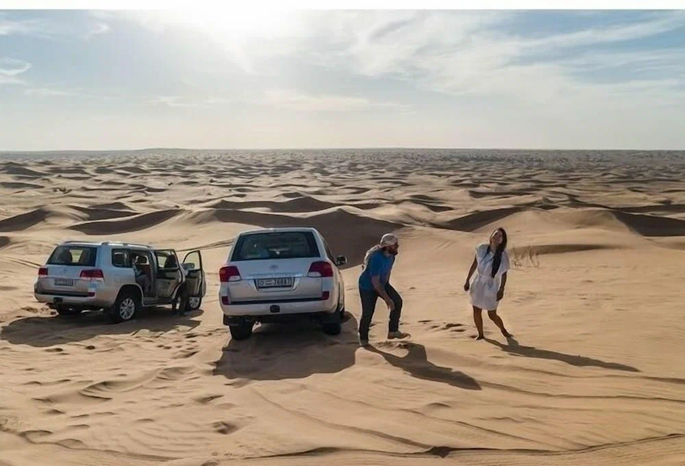 premium desert safari in dubai with 4×4 and bbq dinner