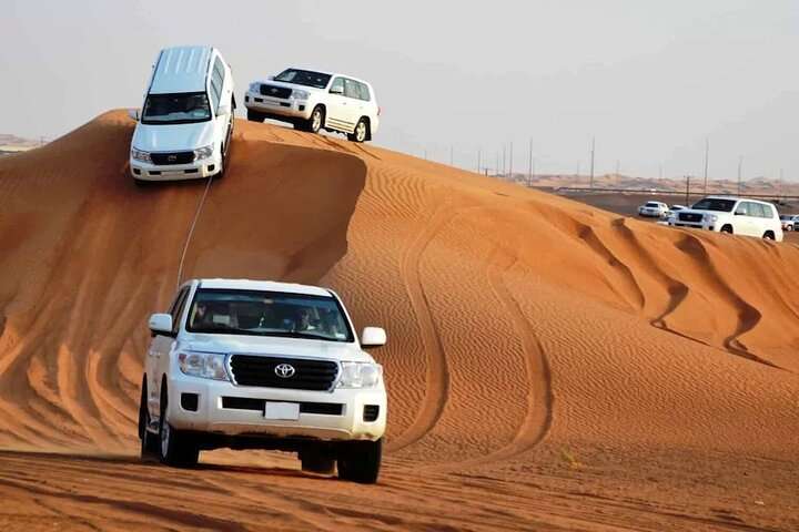 vip desert safari tour packages in private car