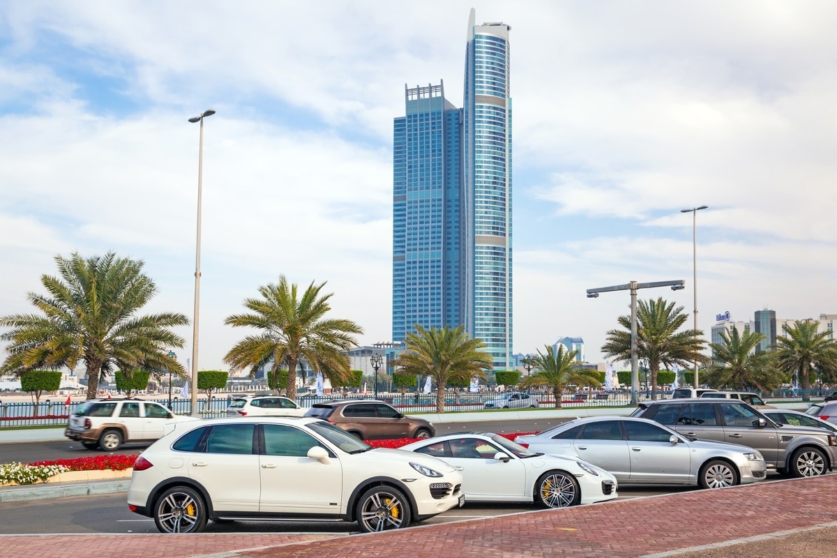 abu dhabi parking
